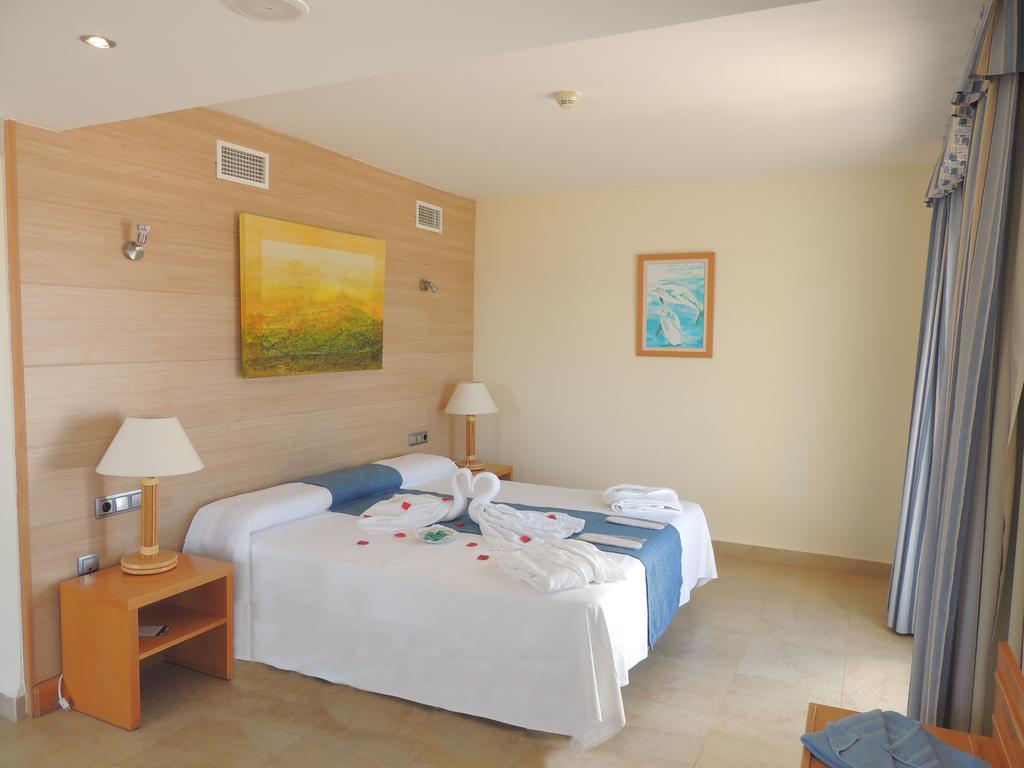 Punta Del Cantal Hotel 4*