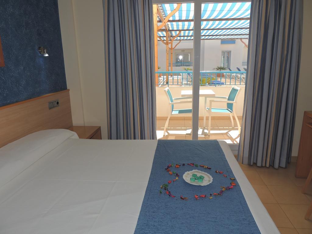 Punta Del Cantal 4*