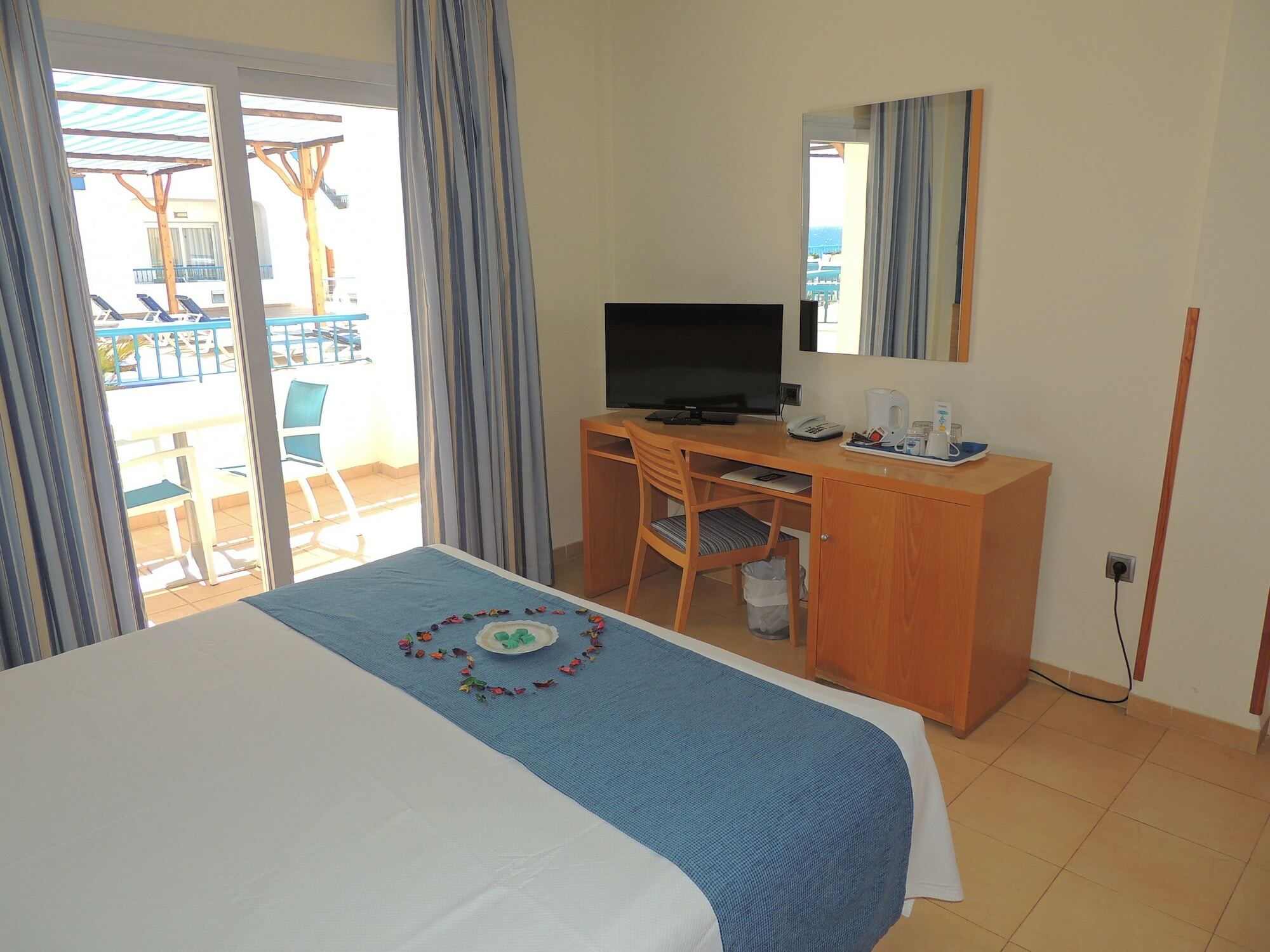 Hotel Punta Del Cantal Mojacar